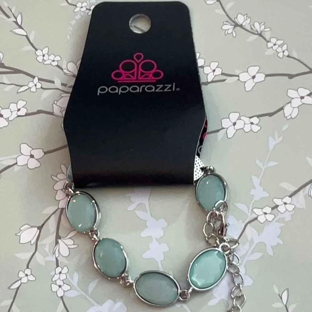 ❄️ Paparazzi | Blue and Silver Bohemian Bracelet Smooth Move